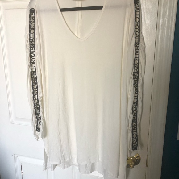 Kate & Mallory® Knit Long Sleeve Mock Neck Keyhole Embroidered Top - Picture 3 of 10